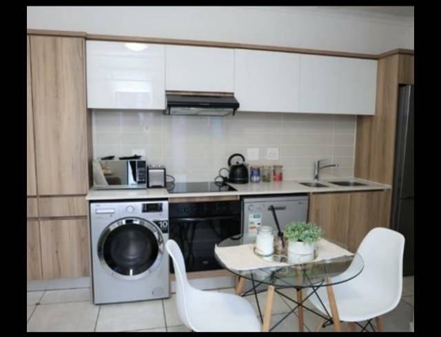 3 BEDROOM APARTMENT FOR SALE IN GLEN MARAIS